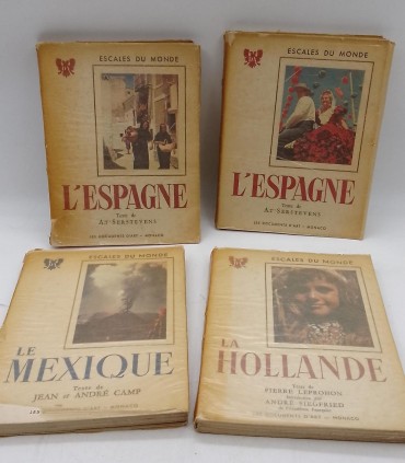 «Collection Escales du Monde-4 volumes»