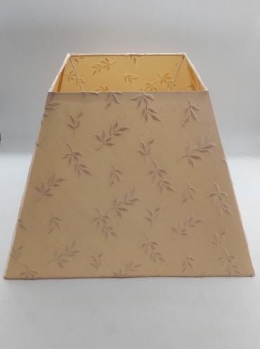 Abatjour com ramagens