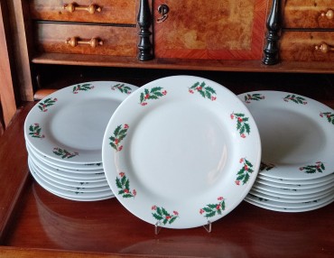 Dezoito pratos rasos NATAL