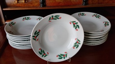 Dezoito pratos sopa NATAL