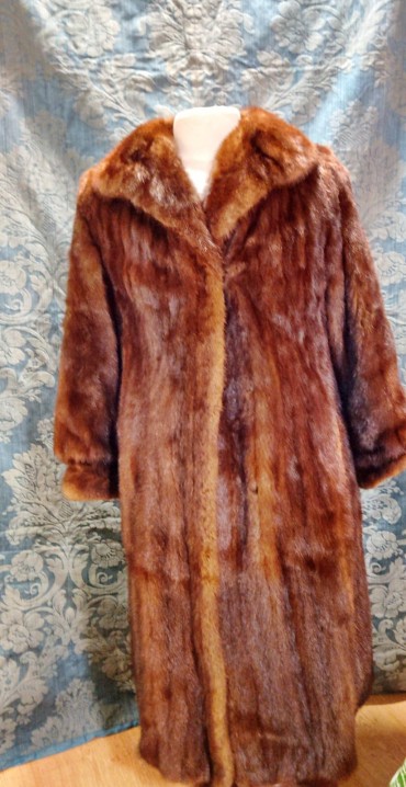 Casaco comprido (castanho)