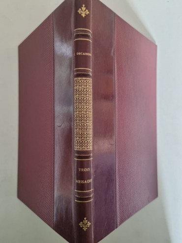 TROIS MESSAGES TROIS MESSAGES. MAURICE BARRES. ANDRE GIDE. FRANCOIS MAURIAC. 