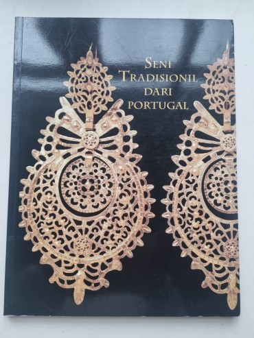 SENI TRADISIONIL DARI PORTUGAL