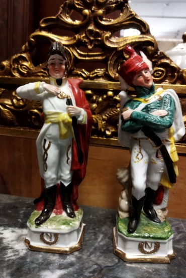 Duas figuras «Napoleão» 