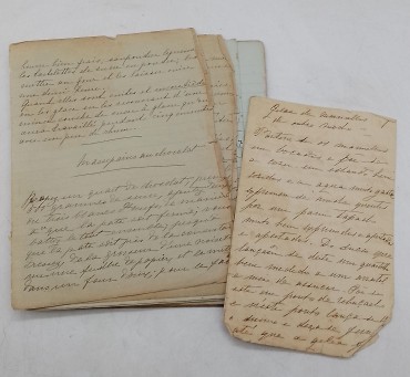 «Folhas manuscritas»