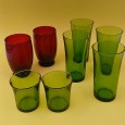Oito copos coloridos