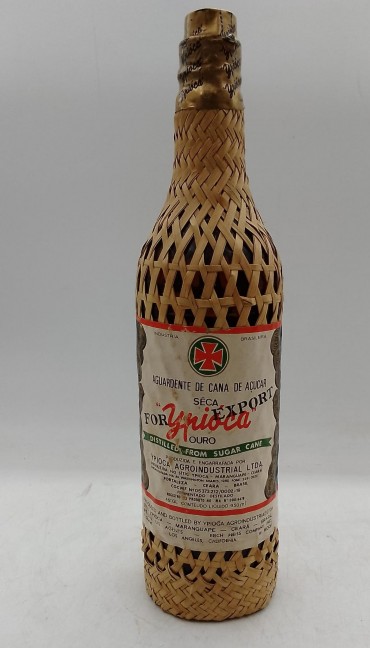 «Aguardente cana de açucar sêca Ypioca»