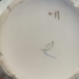 Par de pratos de bolo, leiteira e cafeteira 